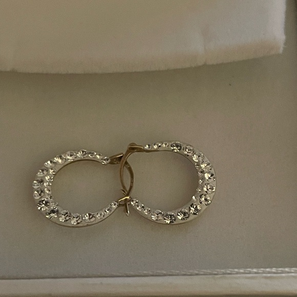 Jewelry - 10K Crystal small hoop earrings